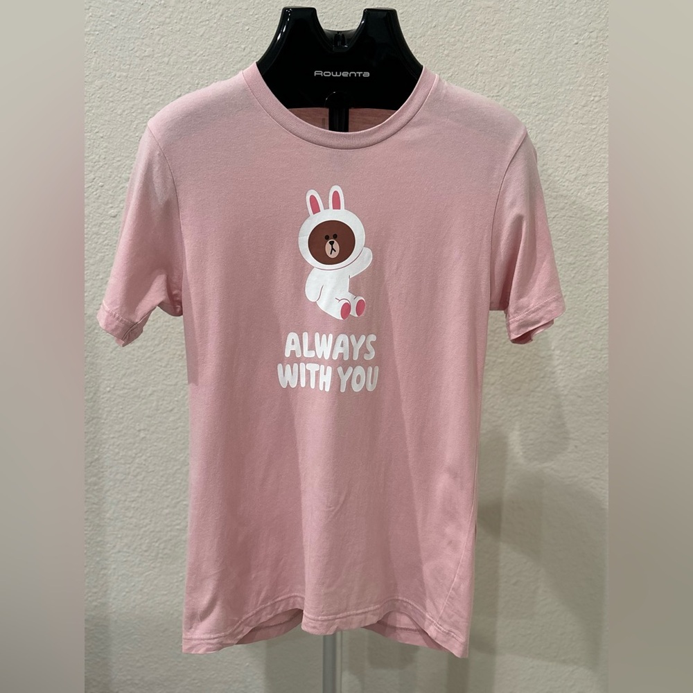 Uniqlo line friend t-shirt